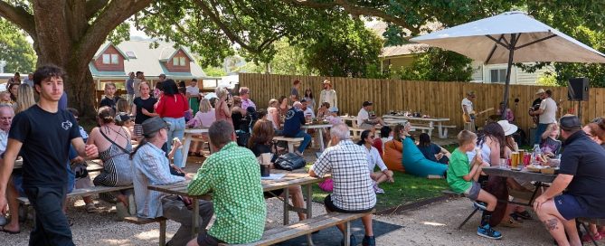 outdoor dining area at blackwood hotel